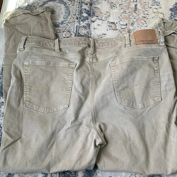 American Eagle men’s slim khaki pants - Picture 10 of 14